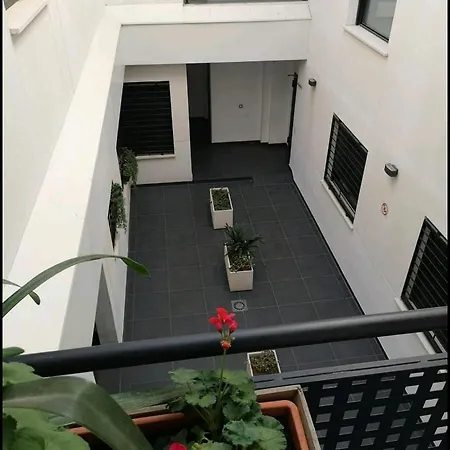 Apartment Stylish In The Heart Of With Pool *