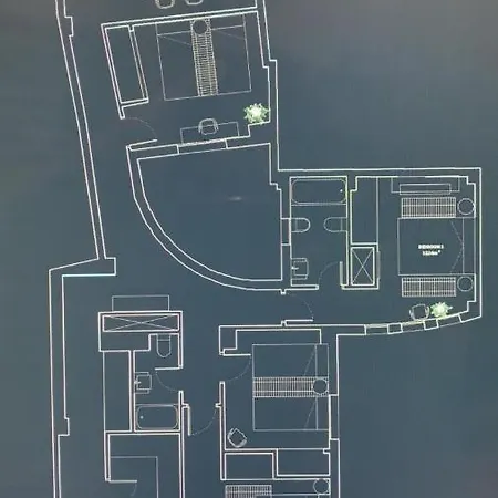 Stylish In The Heart Of With Pool *