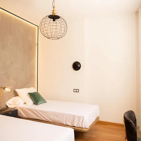 Stylish In The Heart Of With Pool Apartment *