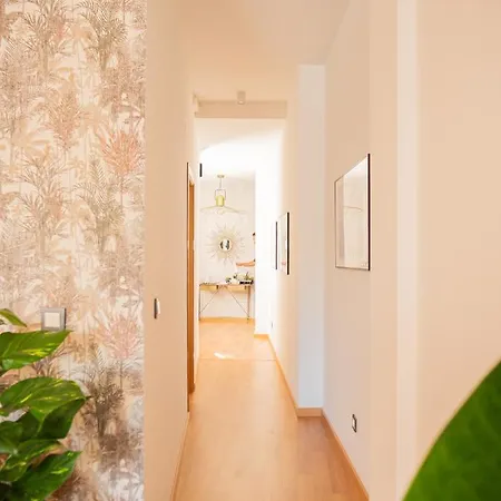 Stylish In The Heart Of With Pool Apartment Malaga